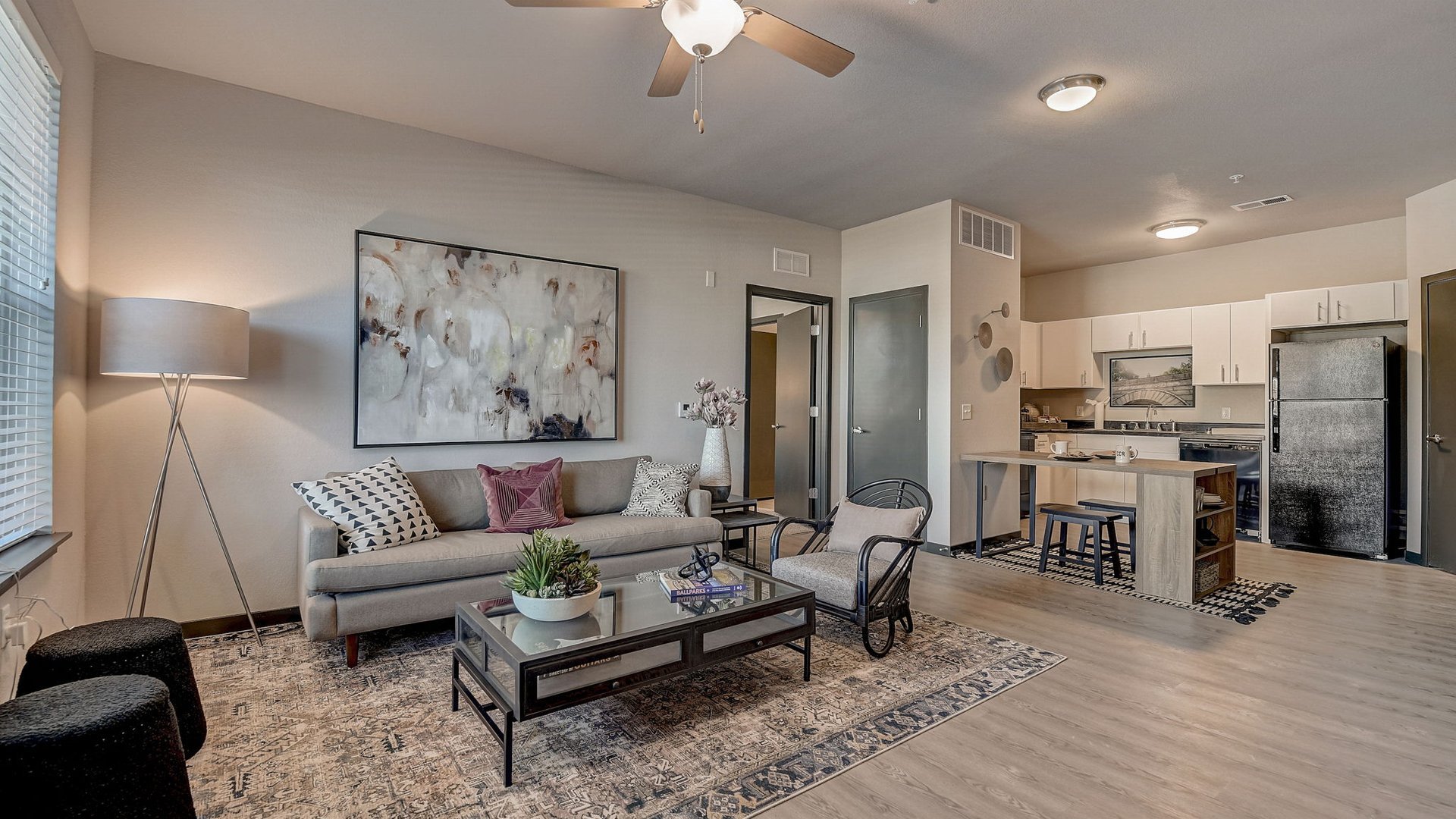 Virtual Tours & Gallery Authentix Cottage Grove Apartments